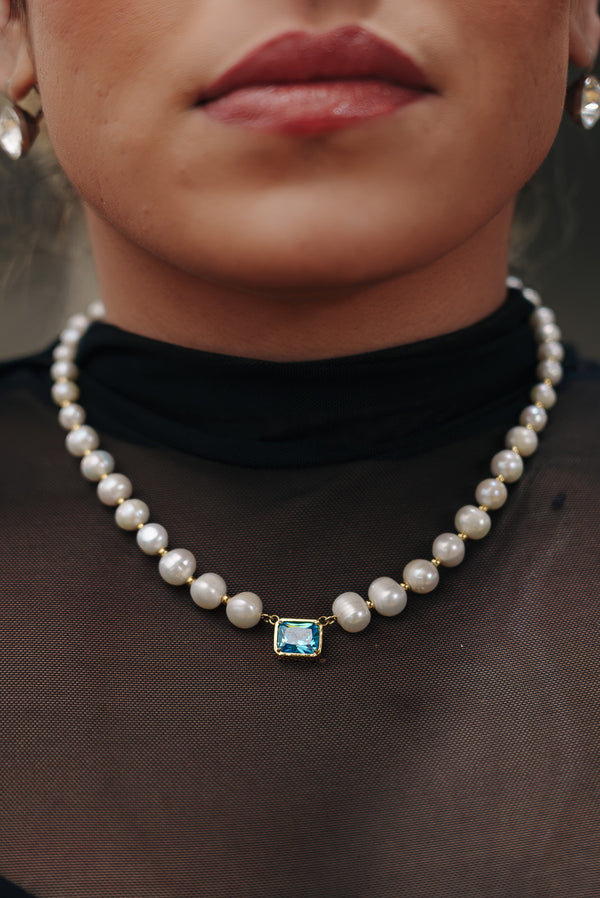 8MM FRESHWATER PEARL BLUE GEMSTONE NECKLACE - GOLD