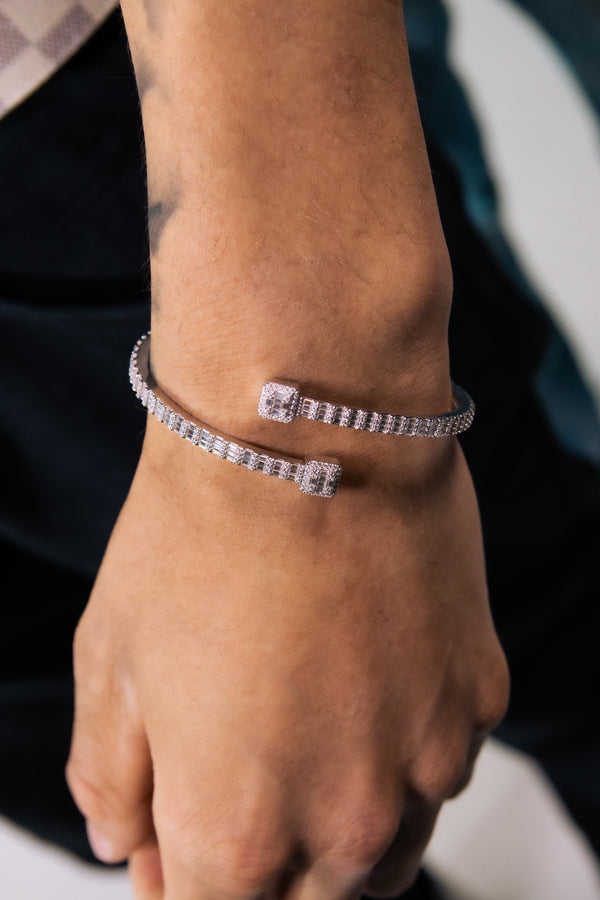 925 MOISSANITE ICED SQUARE BANGLE - 5MM